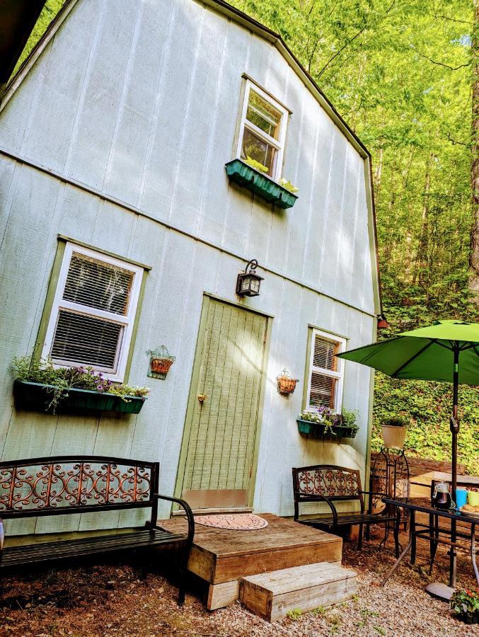 Hidden Hollow Bed And Breakfast Otto Exterior photo