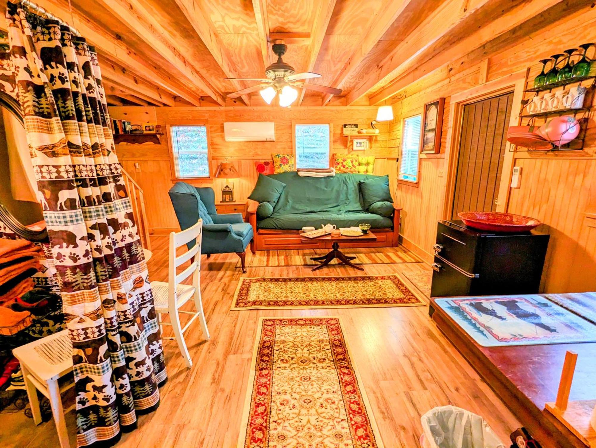 Hidden Hollow Bed And Breakfast Otto Exterior photo